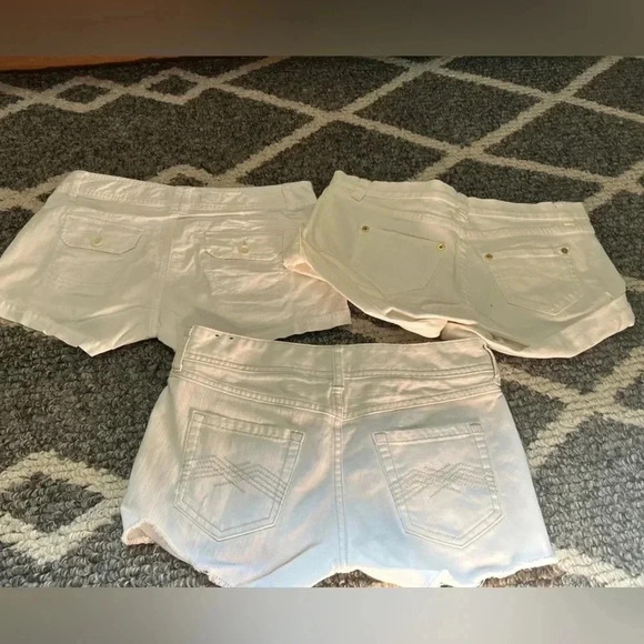 Bundle of Y2K Shorts - Picture 2 of 6